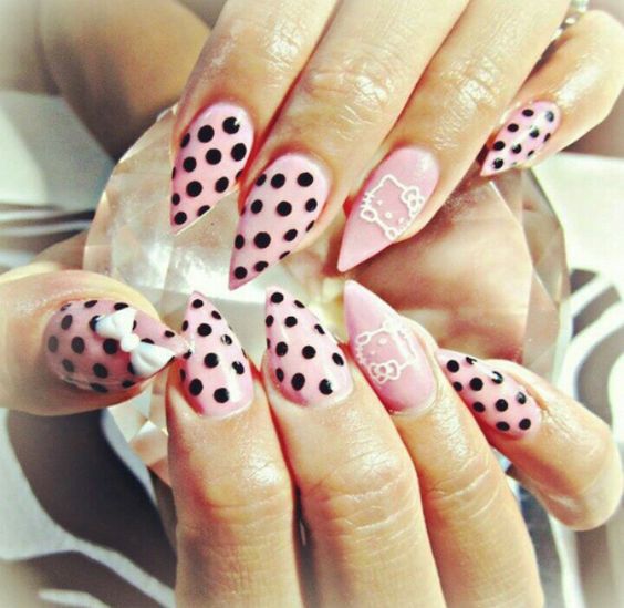 Hello Kitty Stiletto Nail 2