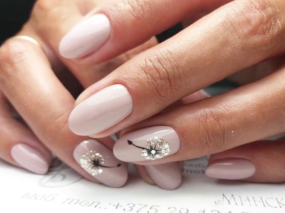 Nails decorated brides 6