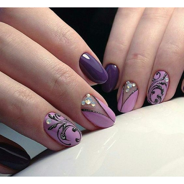 Nails decorated with floral print