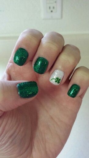 St Patrick Day NAils Ideas 9