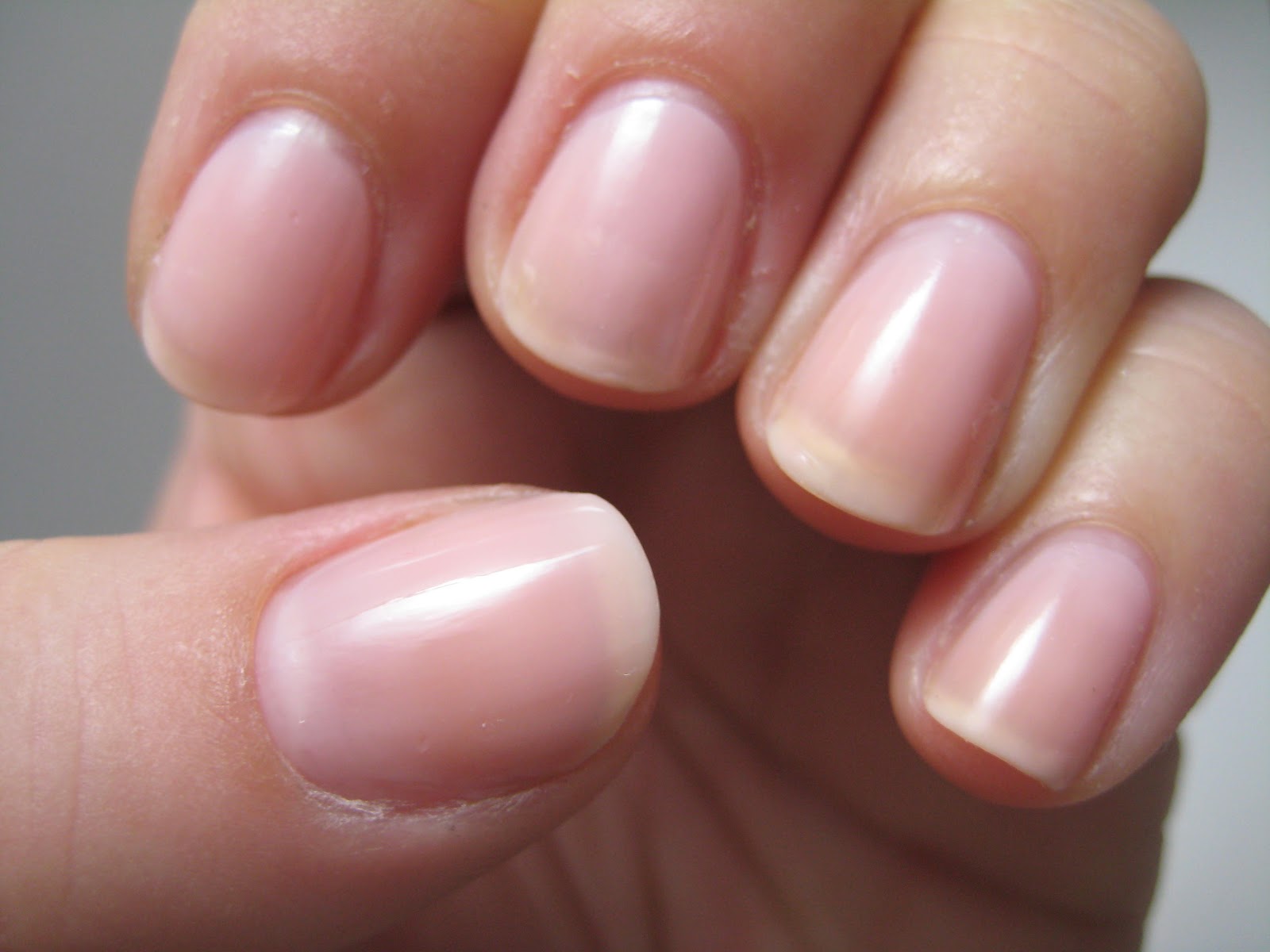 healthy-pink-nails