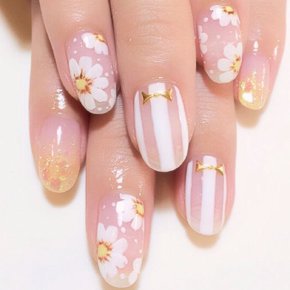 daisy floral nail art ideas 6