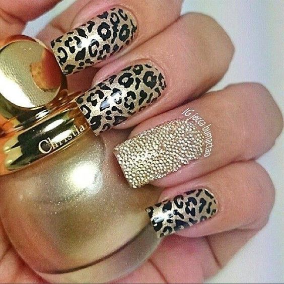 decorated nails animal print 8