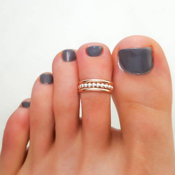 decorated toenails ideas 17