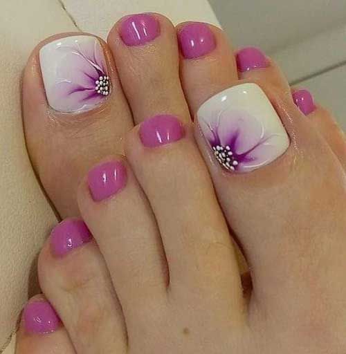 decorated toenails ideas 19