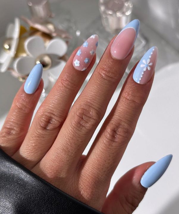 delicate blue nails 4