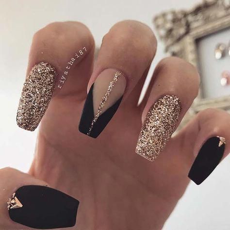 gold nails art 12