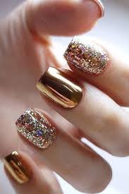 gold nails art 22