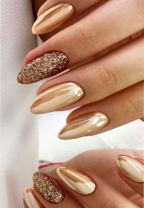 gold nails art 4
