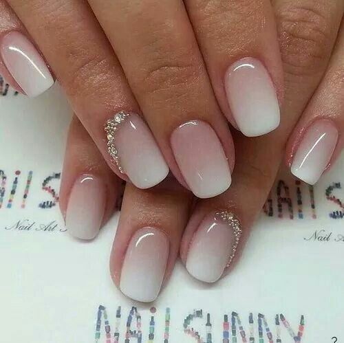 gradient nails bride 1