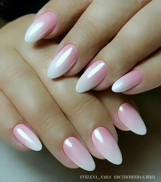 gradient nails pink