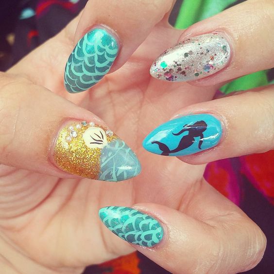 mermaid decorated nails 4
