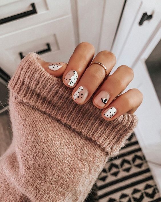 polka dot nail ideas 5