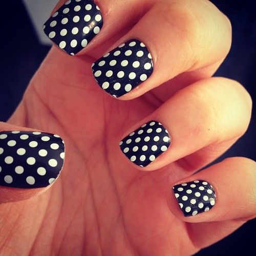 polka dot nail ideas 8